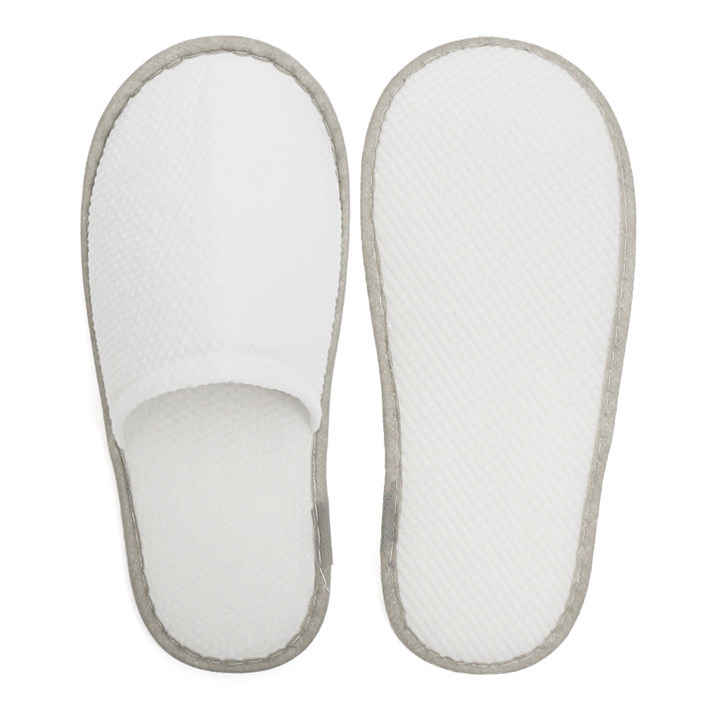 From practicality to humanities: a civilized observation of disposable slippers